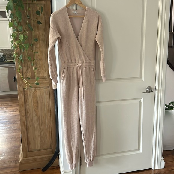 ๐L*SPACE Coastin' Jumpsuit Sandstone Beige xs Vguc - Picture 2 of 14